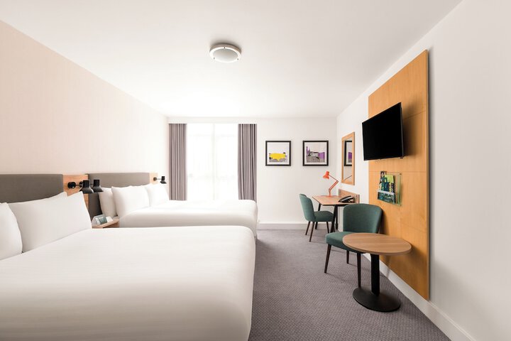 Room 35 of 130