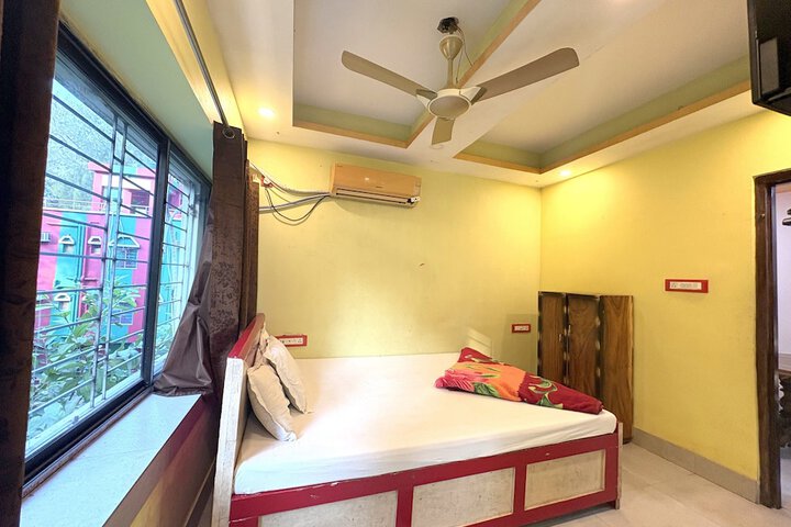 Room 6 of 35