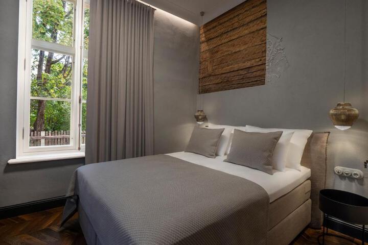 General 22 of 52
