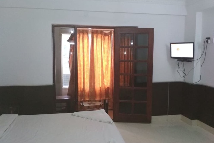 Room 26 of 60