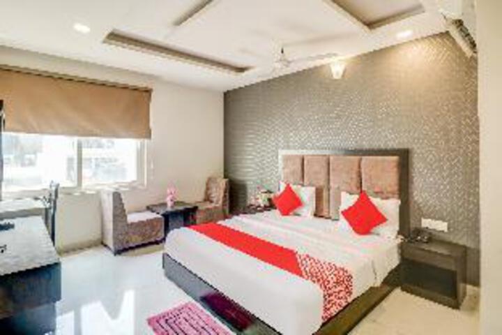 Room 3 of 4
