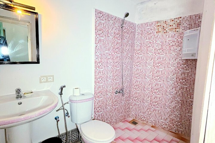 Room 47 of 48