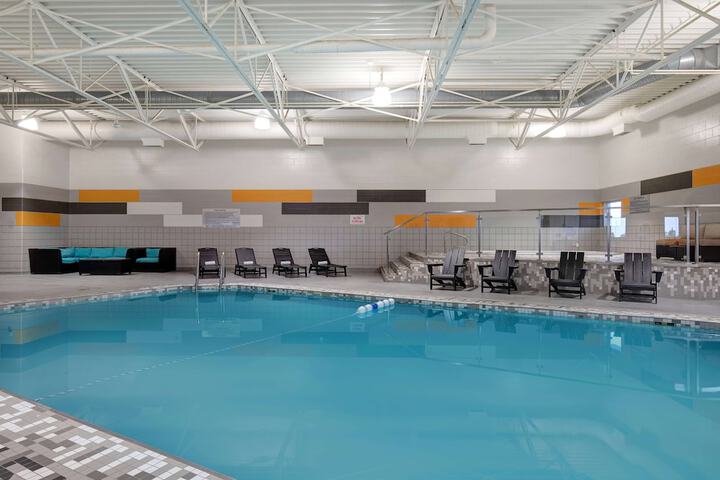 Pool 29 of 49