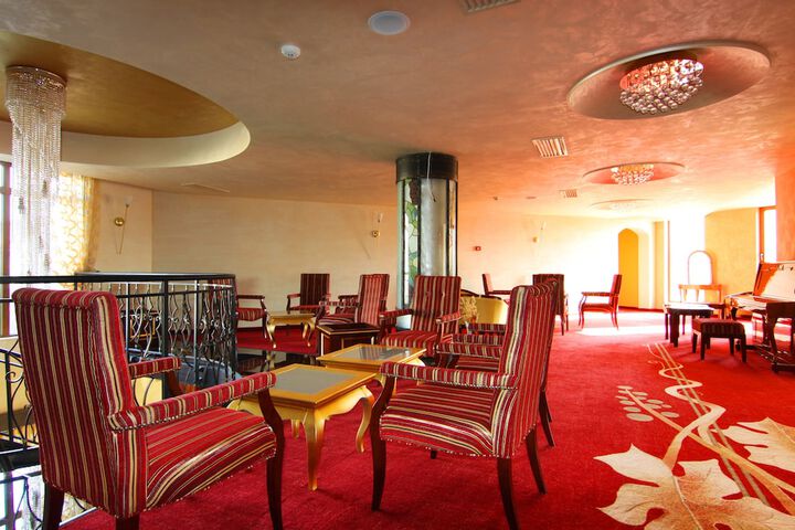 Hotel Interior 6 of 63