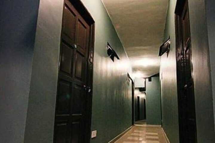 Ballroom/Hall 23 of 56