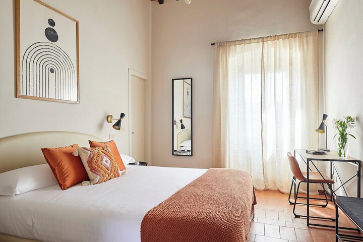 Room 10 of 95