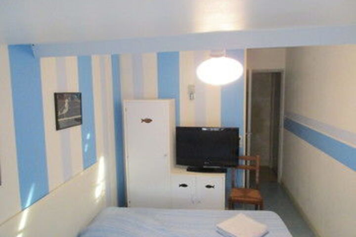 Room 35 of 36