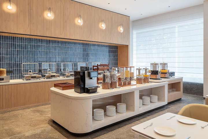 Breakfast/Coffee Service 64 of 69