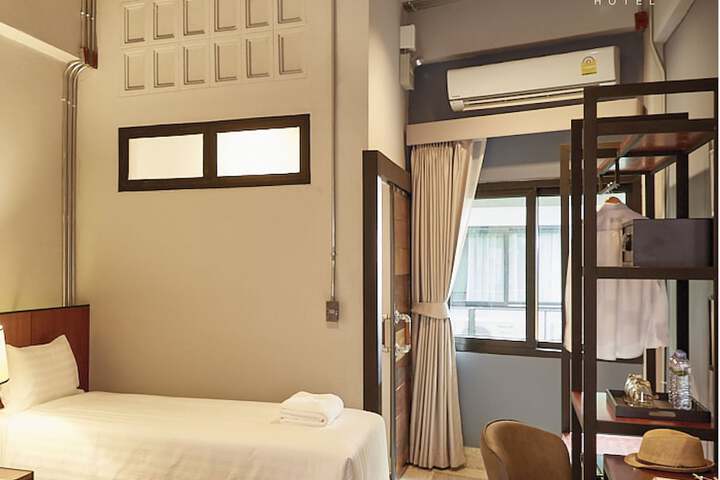 Room 16 of 55