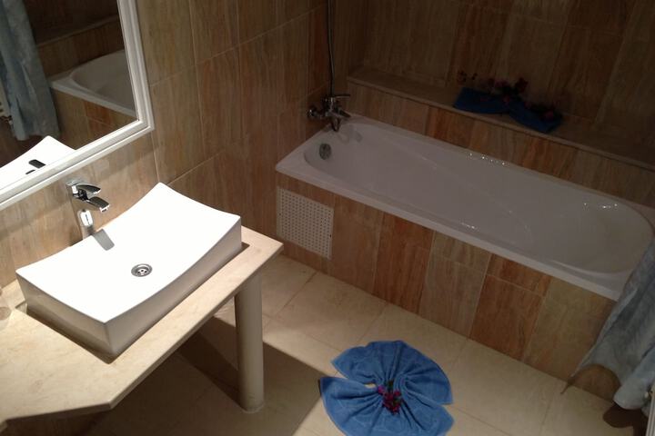 Room 20 of 71