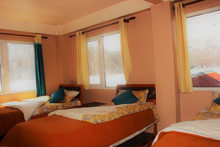 Room 3 of 39