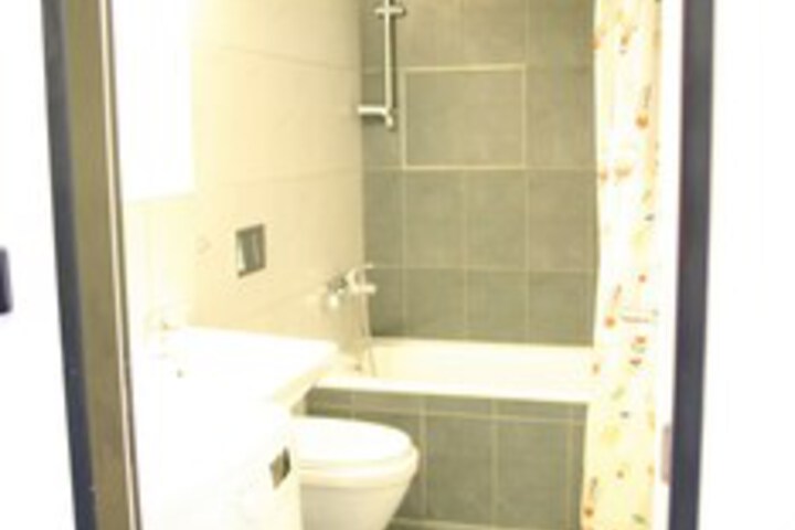 Room 47 of 275