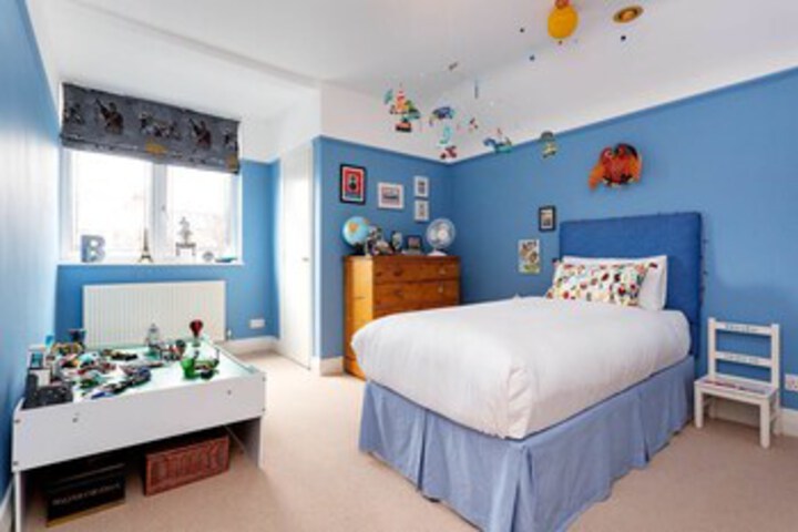 Room 28 of 31