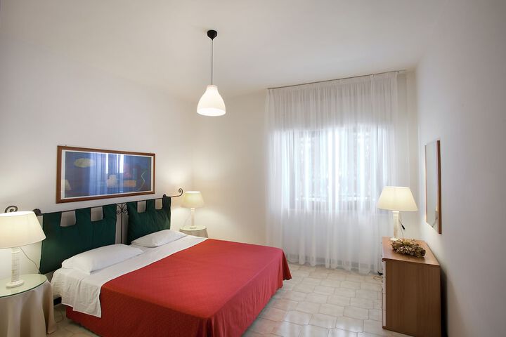 Room 4 of 46