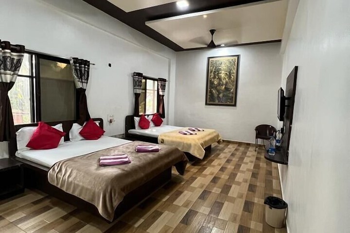 Room 16 of 49