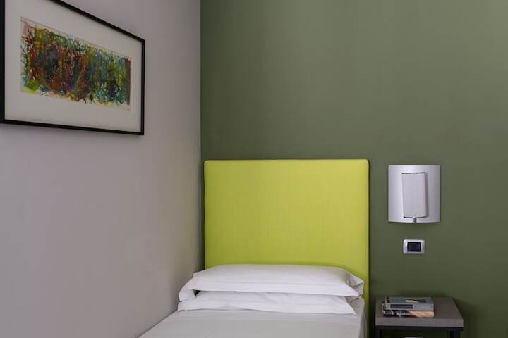 Room 15 of 57