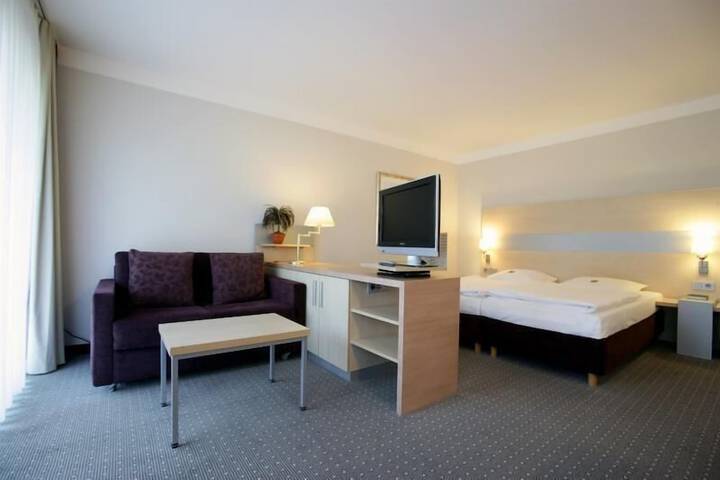 Room 14 of 81