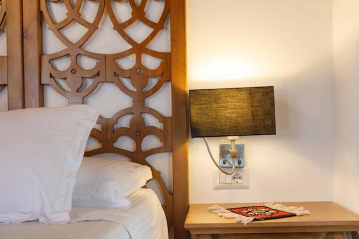 Room 14 of 68