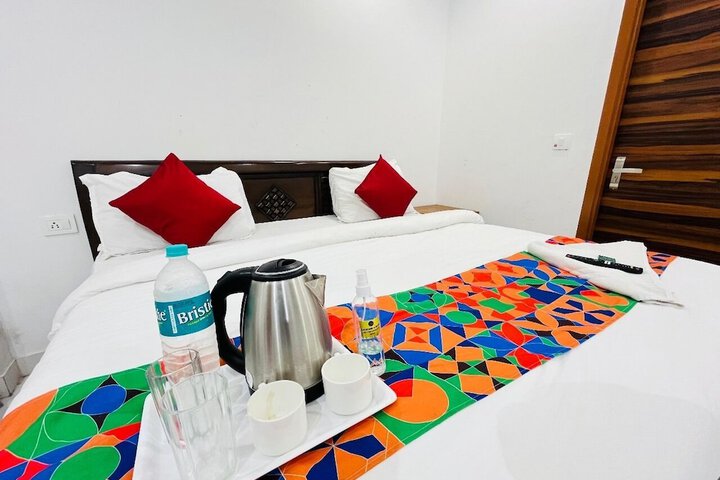 Room 3 of 9