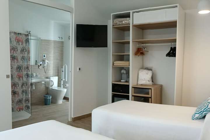 Room 29 of 106