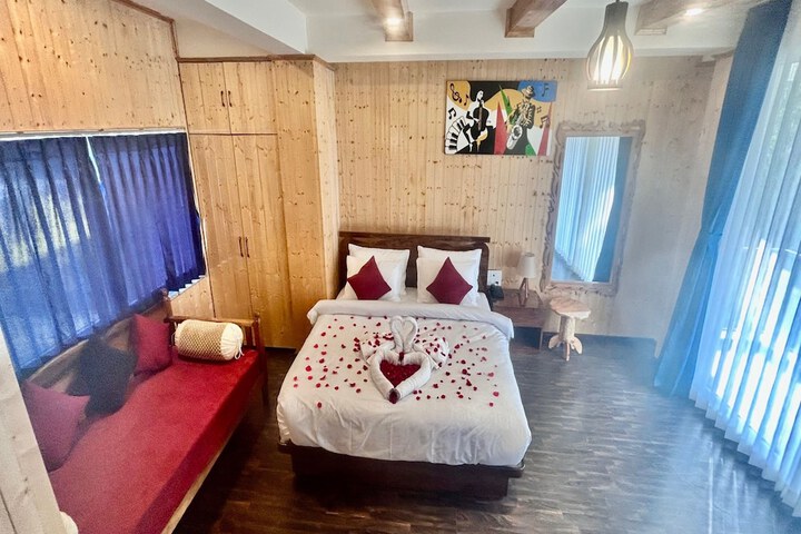 Room 19 of 251