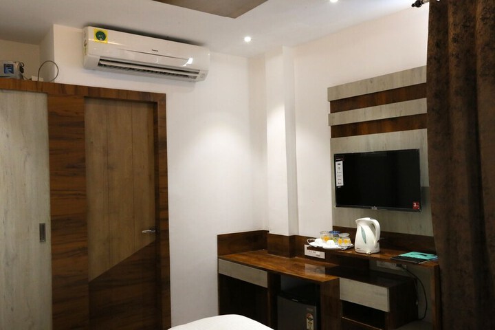 Room 19 of 85