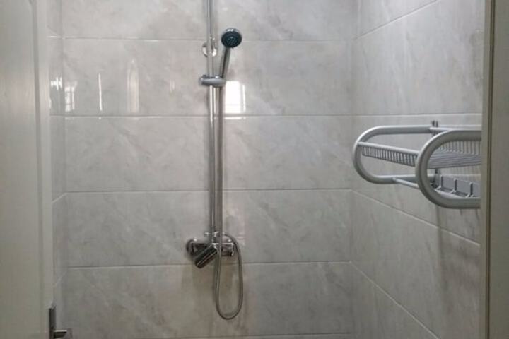 Room 16 of 22