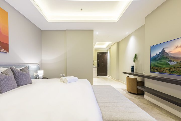 Room 14 of 85