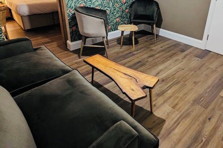 Room 5 of 15