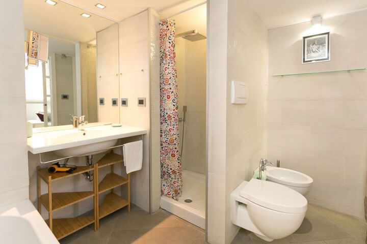Room 4 of 29
