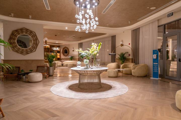 Hotel Interior 4 of 251
