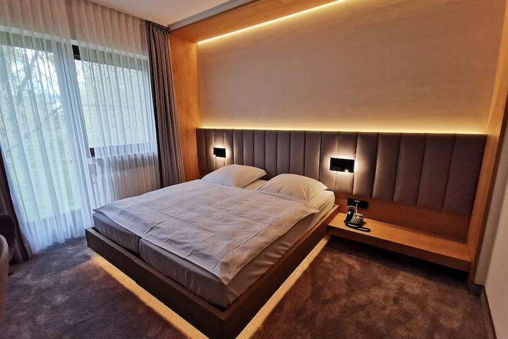 Room 19 of 40
