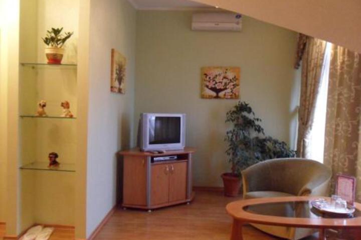 Argo Hotel