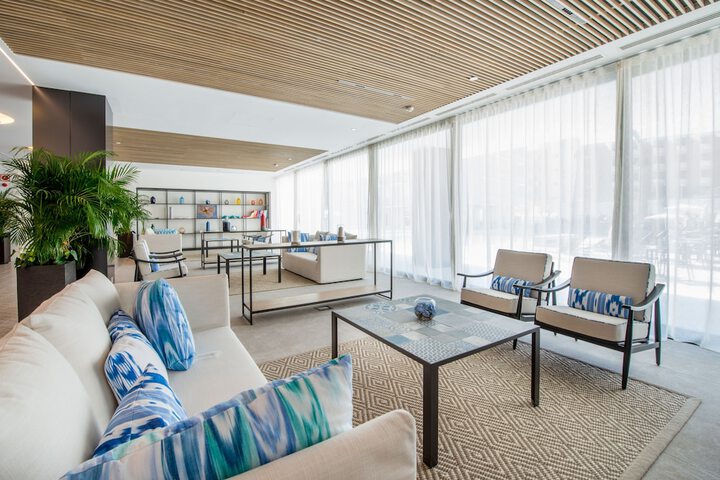Guest Lobby