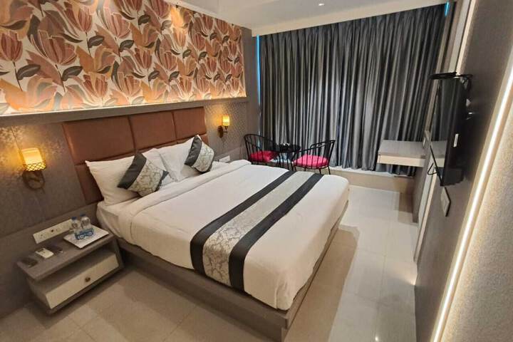 Room 14 of 22