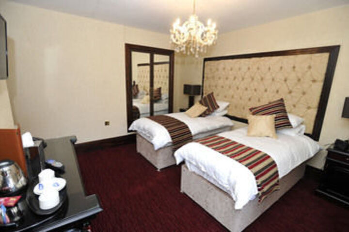 Room 26 of 64
