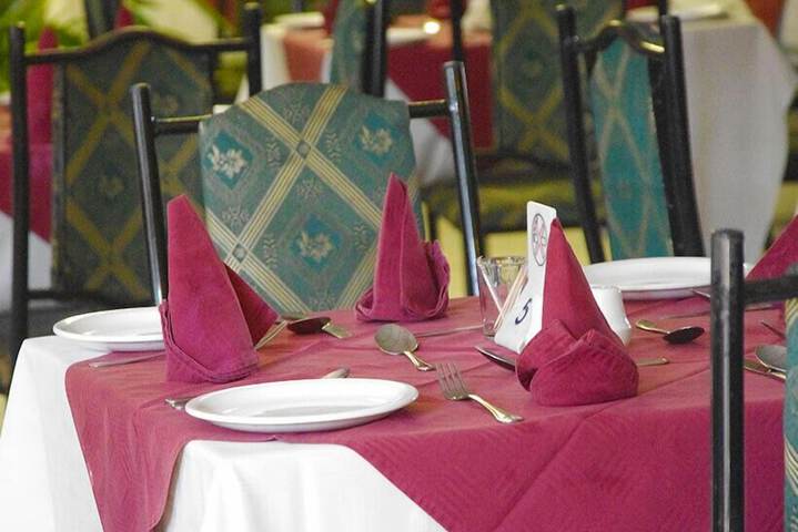 Dining 14 of 22
