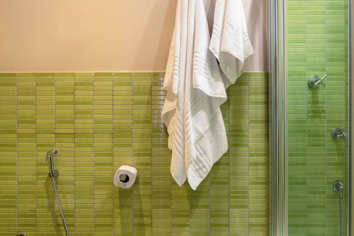 Clean Restrooms