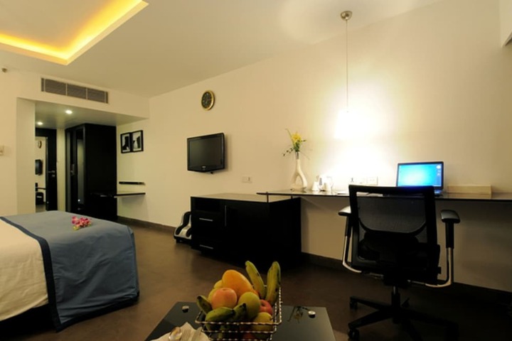Room 8 of 29
