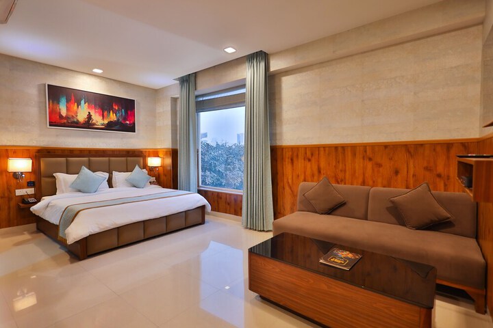 Room 5 of 21