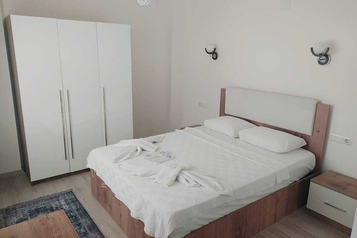 Room 7 of 47