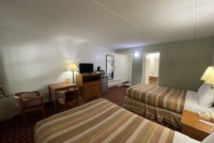 Room 150 of 228