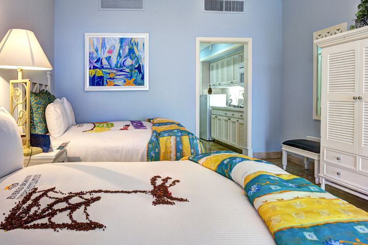 Room 4 of 50