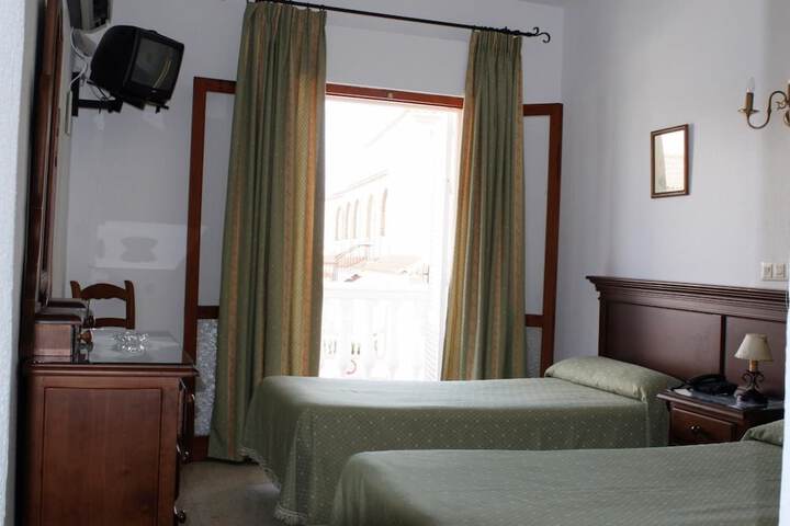 Room 14 of 48