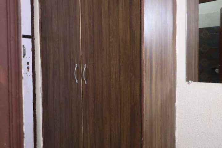 Room 6 of 35