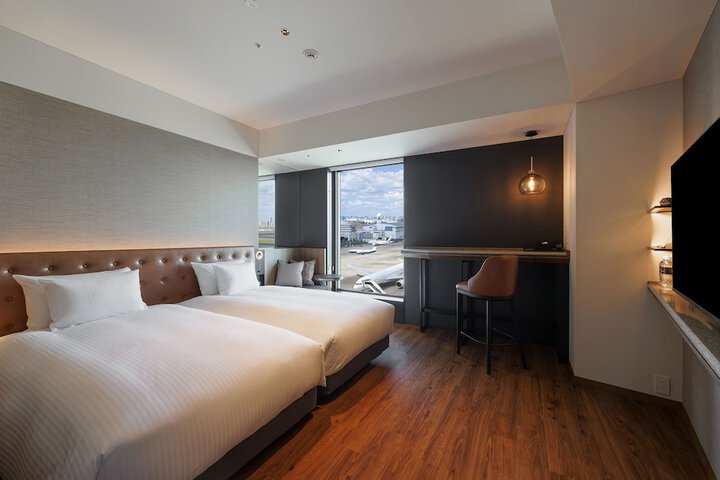 Room 3 of 62