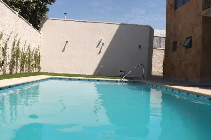 Pool 16 of 20
