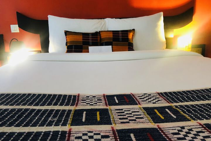 Room 44 of 77