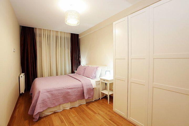 Room 15 of 74