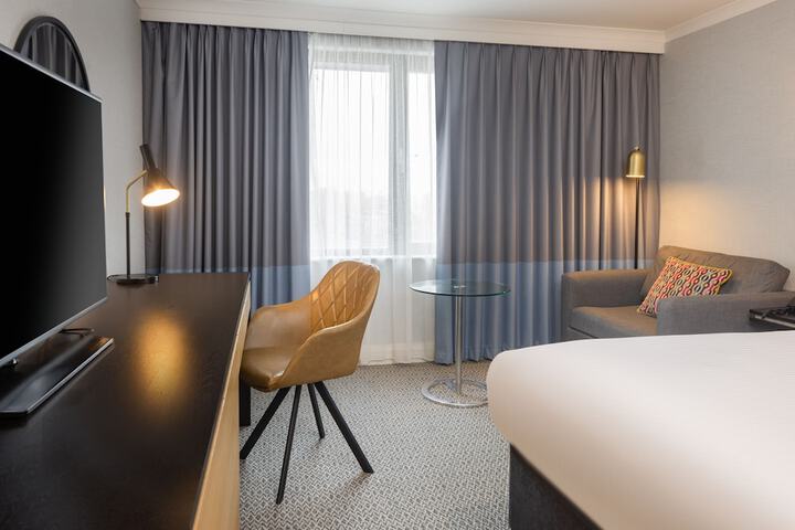 Room 32 of 118